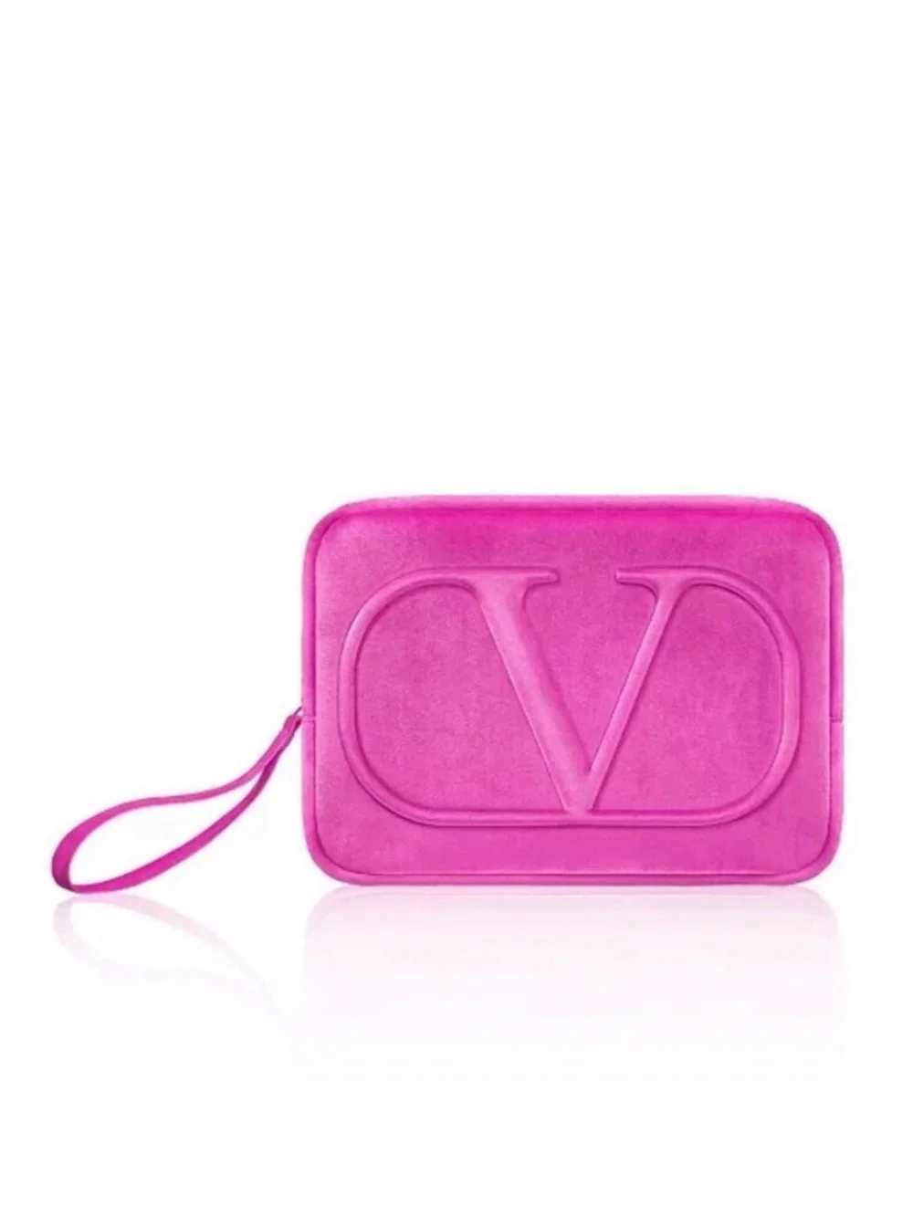 Valentino elegant makeup